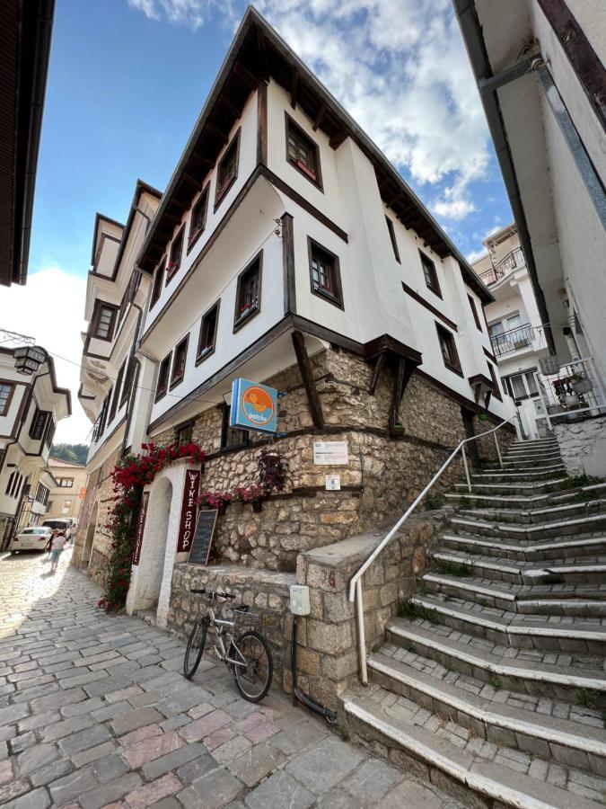 Patche Residence - A Wine Cellar Hideaway In The Historic Home Of Revolutionary Metodi Patche Ohrid Exteriör bild